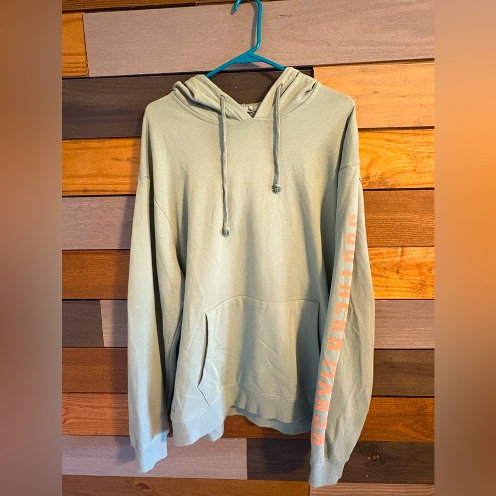 Southern Marsh Green Surfside Hoodie
Men’s Large